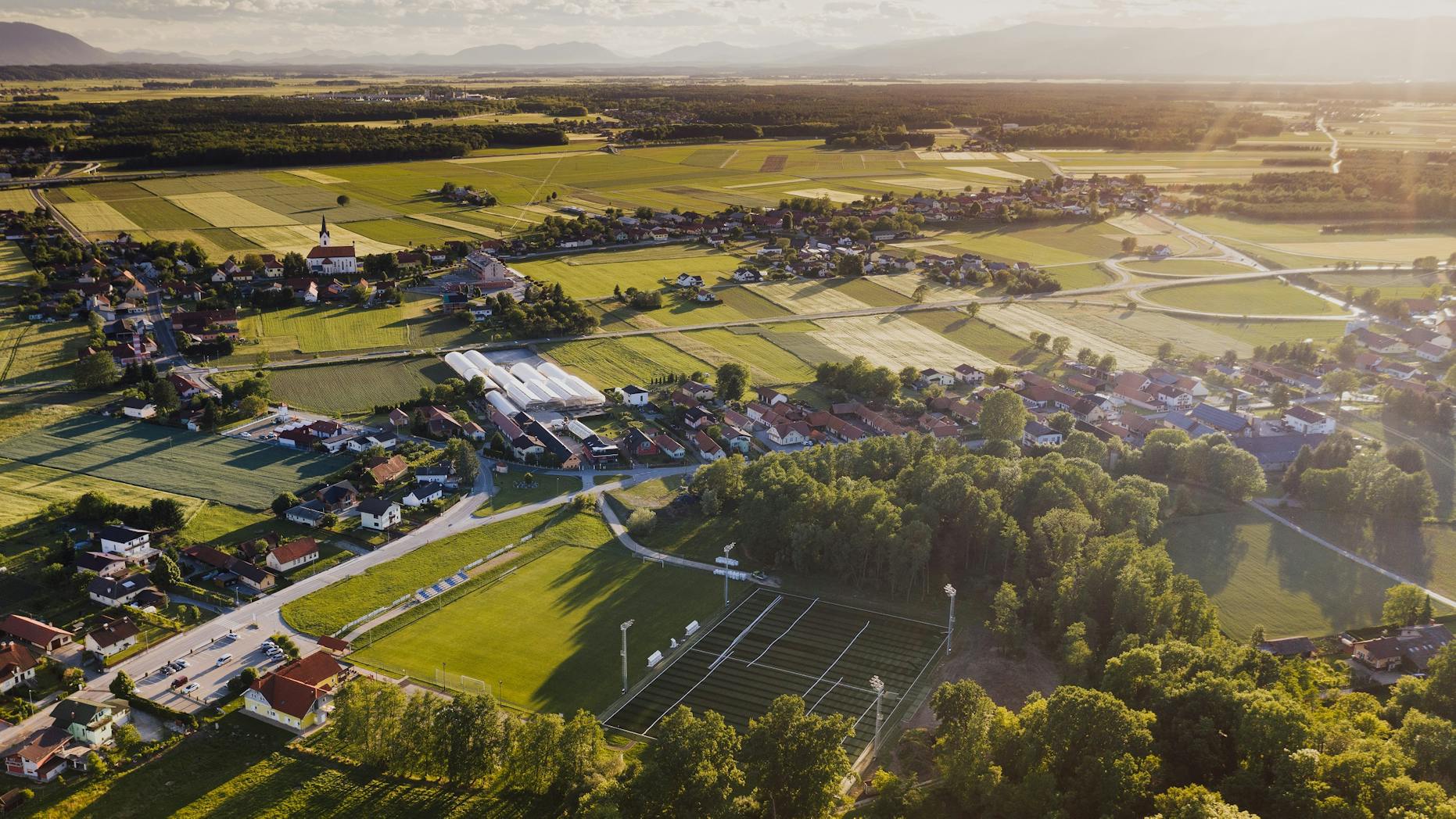 Ravno polje